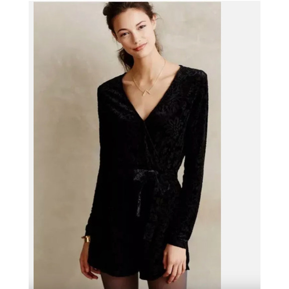 Anthropologie Saylor The Rebecca Velvet BurntoutFloral Belted V-neck Romper SZ S - Picture 1 of 8